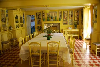 monet-diningroom.jpg monet-diningroom.jpg