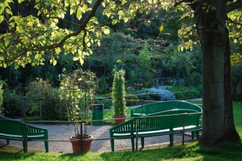 giverny-garden.jpg