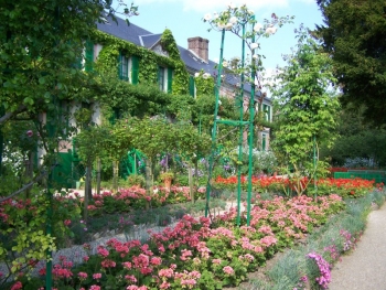 house-monet.jpg