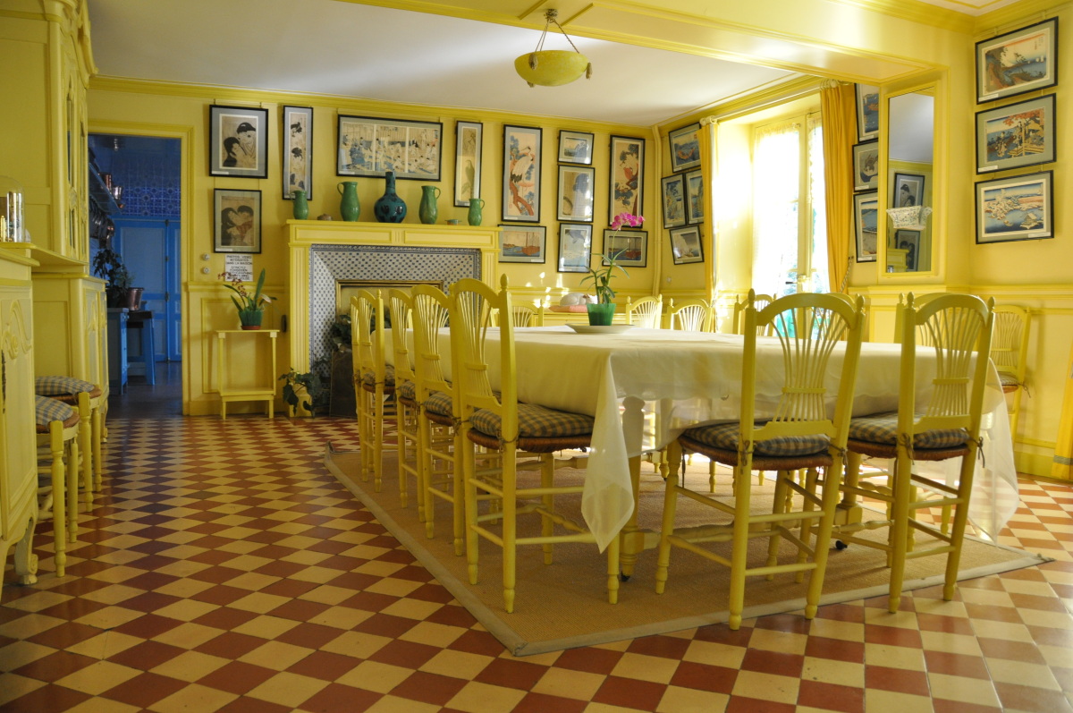 Claude Monet dining room Giverny