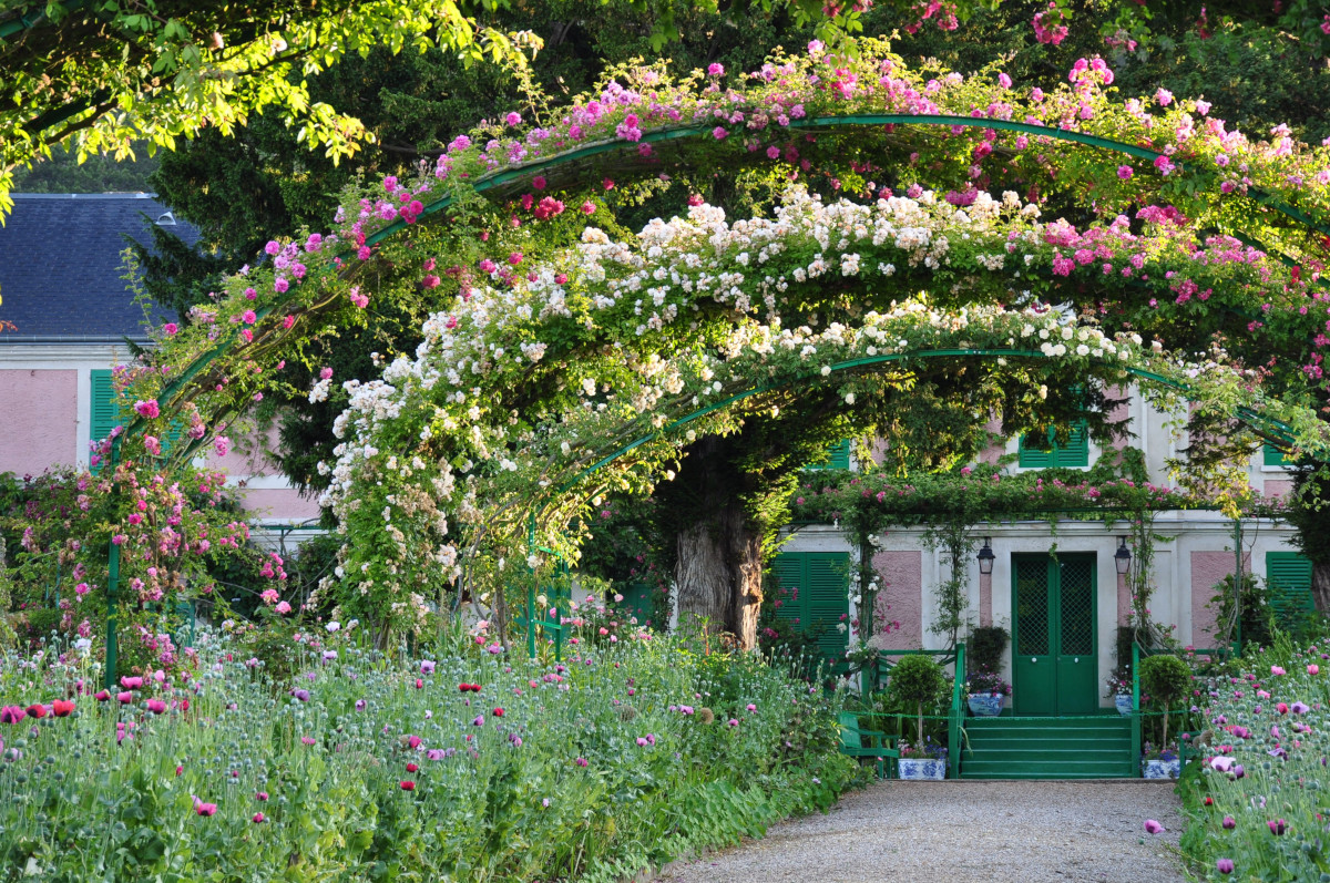 25 M-13, Handbag - Claude Monet, The Artist's Garden at Giverny